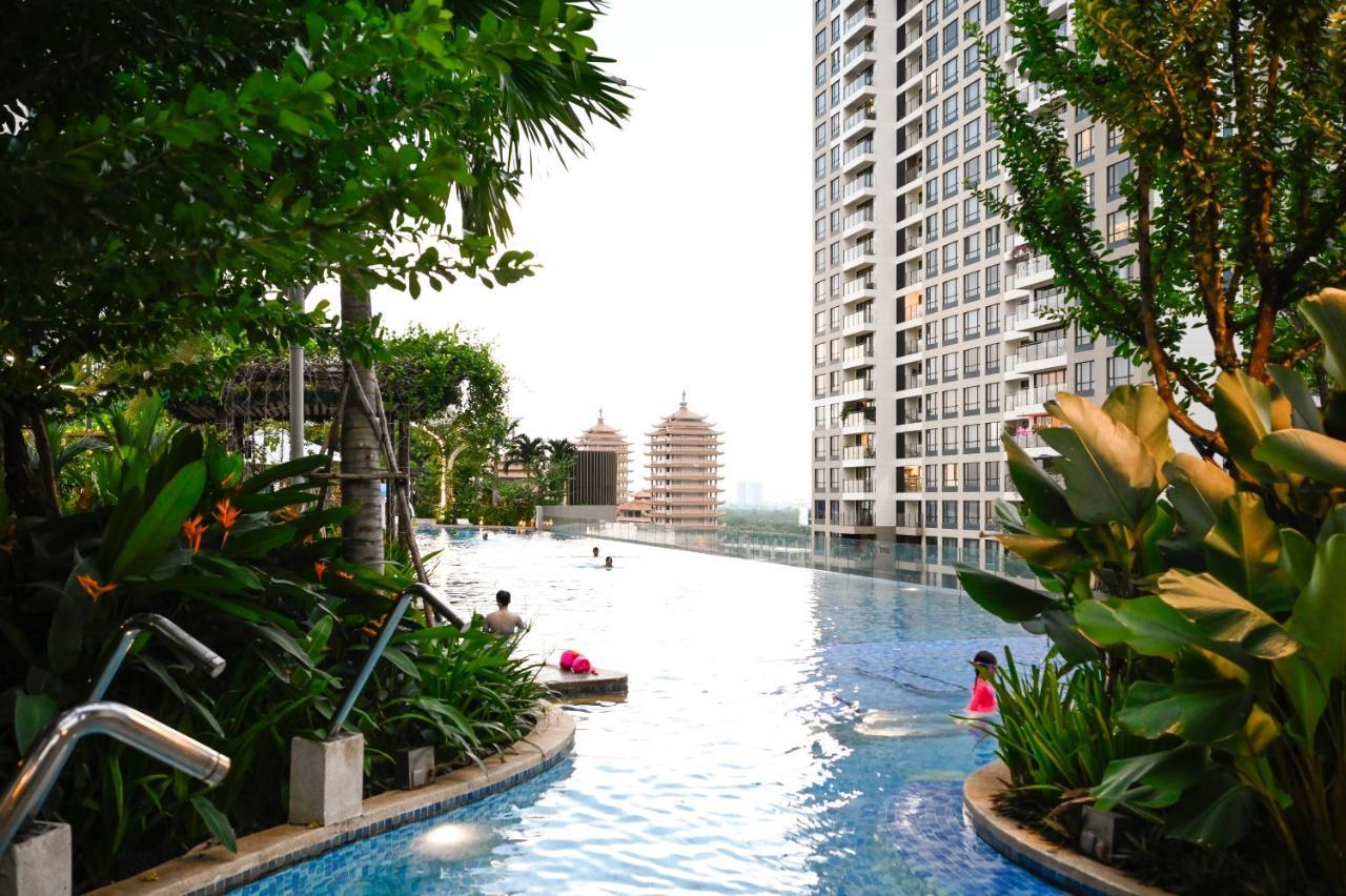 Estella Heights Saigon City View 2Br Apartment & Pool, Ho Chi Minh-staden Exteriör bild