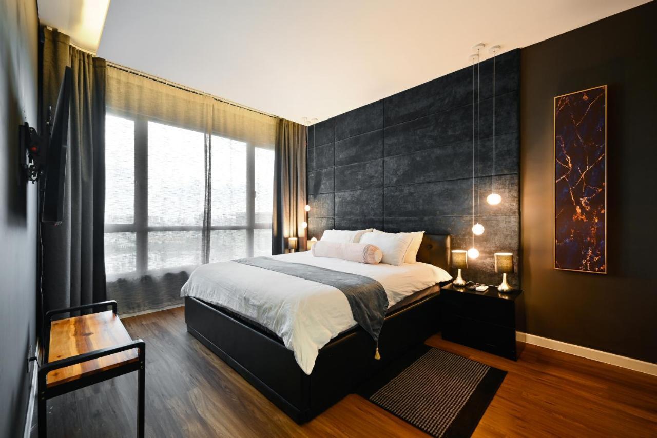Estella Heights Saigon City View 2Br Apartment & Pool, Ho Chi Minh-staden Exteriör bild